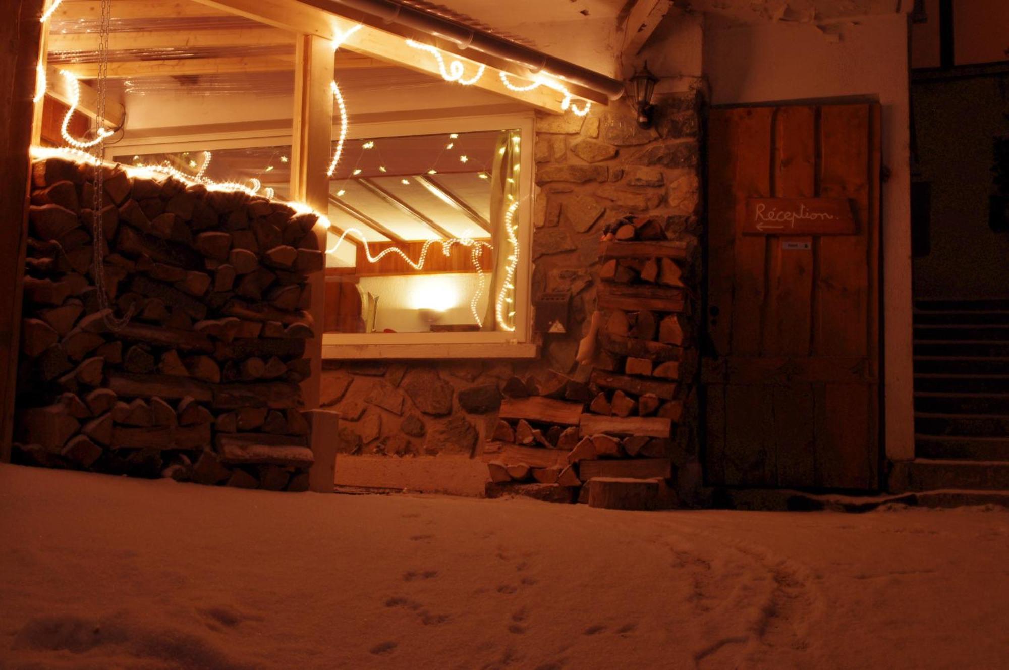 Auberge Restaurant Du Virage Chamrousse Exteriér fotografie